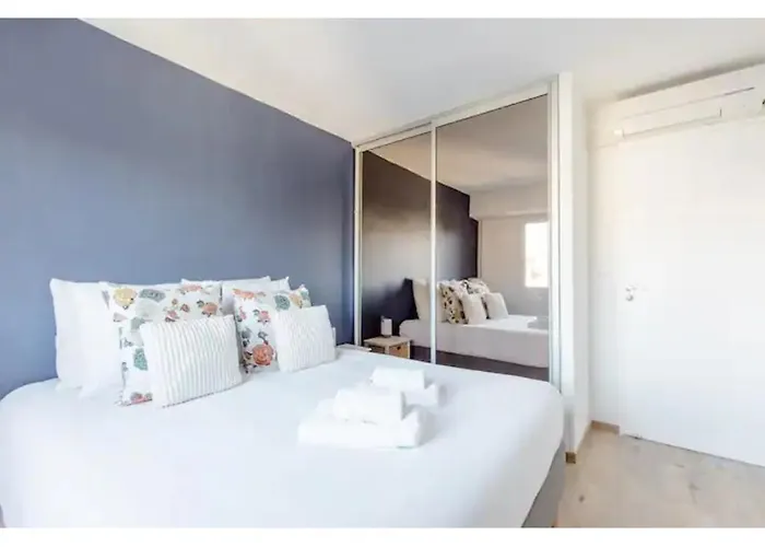 Bright 2 Bed In Cannes, 10 Min To Palais Cannes